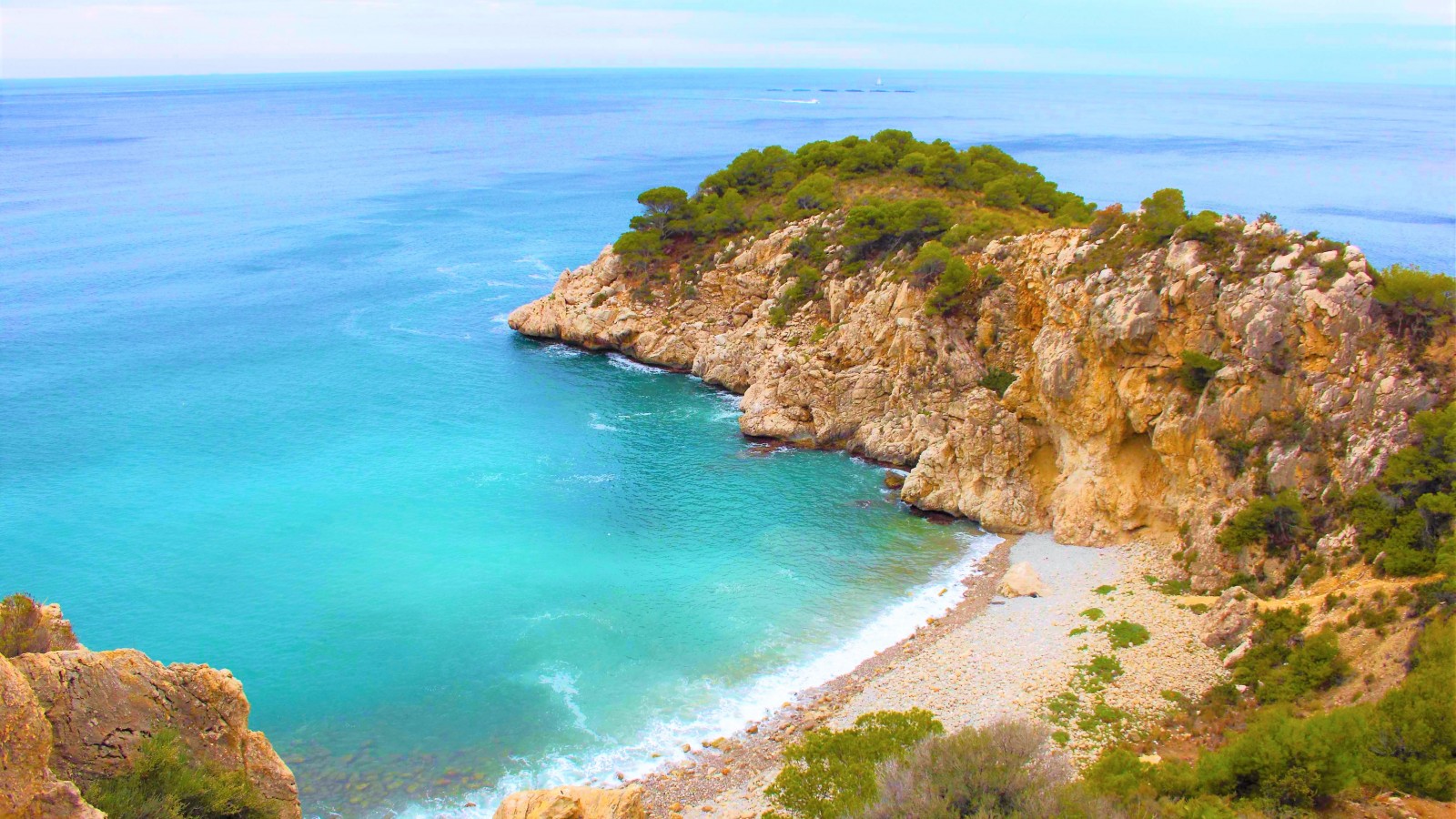 The Costa Blanca is over 200 kilometres of Mediterranean coastline