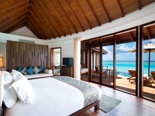 Anantara Over Water Pool Suite, Anantara Dhigu