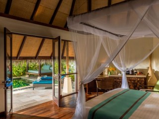 Beach Pavilion with Pool, Four Seasons Resort Kuda Huraa