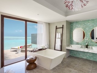 Deluxe Over Water Pool Villa