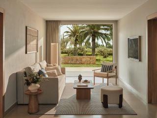 Deluxe Two Bedroom Bungalow Suite Private Garden Garden View