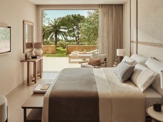 Deluxe Two Bedroom Bungalow Suite Private Garden Garden View