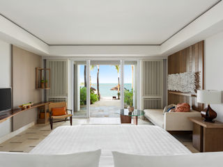 Junior Suite Hibiscus Beach Access Shangri-La Le Touessrok