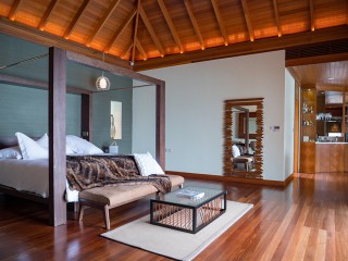 Ocean Bungalow with Pool, Huvafen Fushi