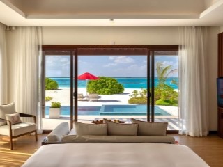 One-Bedroom Beach Pool Pavilion