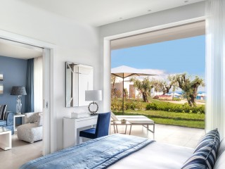 One Bedroom Bungalow Suite Private Garden, IKOS Olivia