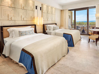 The Romanos The Romanos Infinity Room Garden View Twin Beds