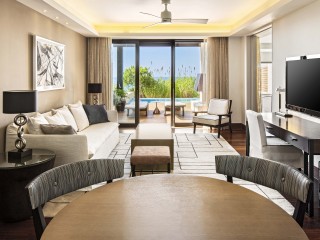 The Romanos_Premium Grand Infinity Suite