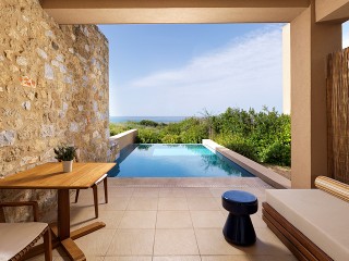 Premium Infinity Room, Sea Front View + Private Pool