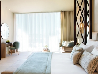 Deluxe Family Suite Private Garden Side Sea View