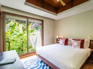 Three-Bedroom Beach Pool Pavilion