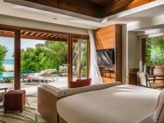 Three-Bedroom Beach Pool Pavilion