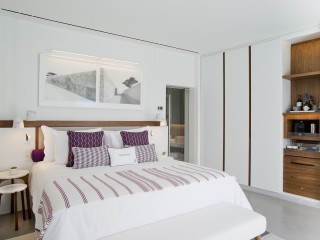 Deluxe room with plunge pool at Grace Santorini