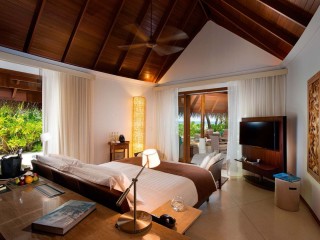 Beach Villa, Constance Halaveli Resort