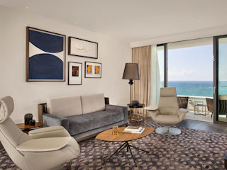 Parklane The Business Suite, Sea View