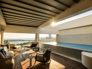 Parklane The Diamond Suite, Sea View with Private Pool