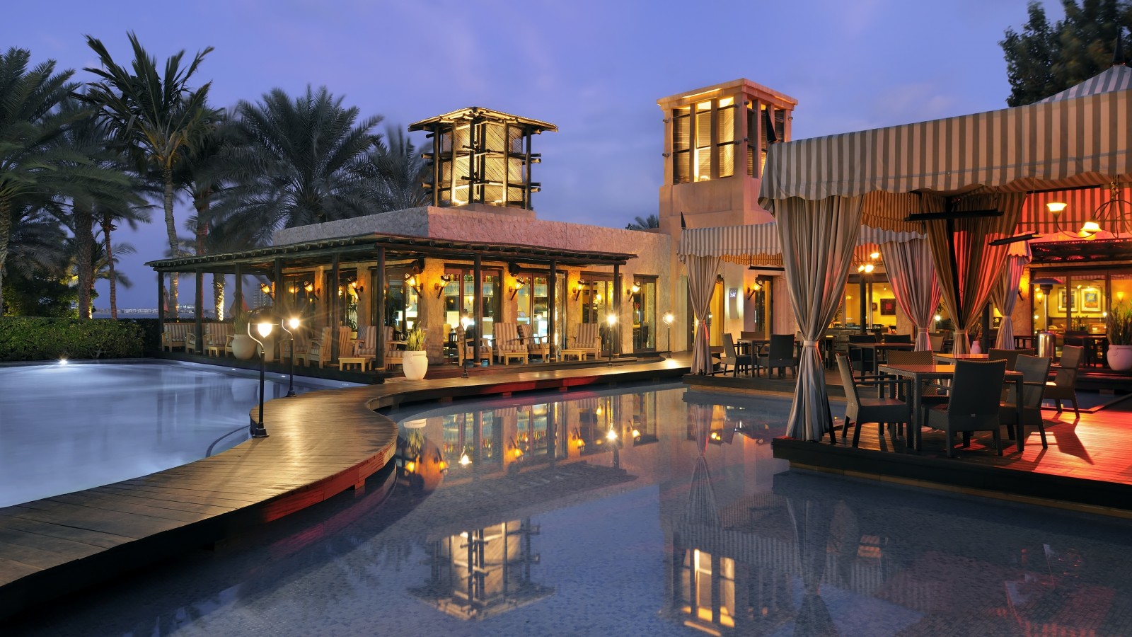 Royal Mirage