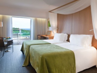 Deluxe Room Ocean Facing, Epic Sana