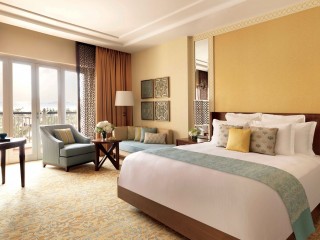 Deluxe Room, Ritz Carlton Dubai