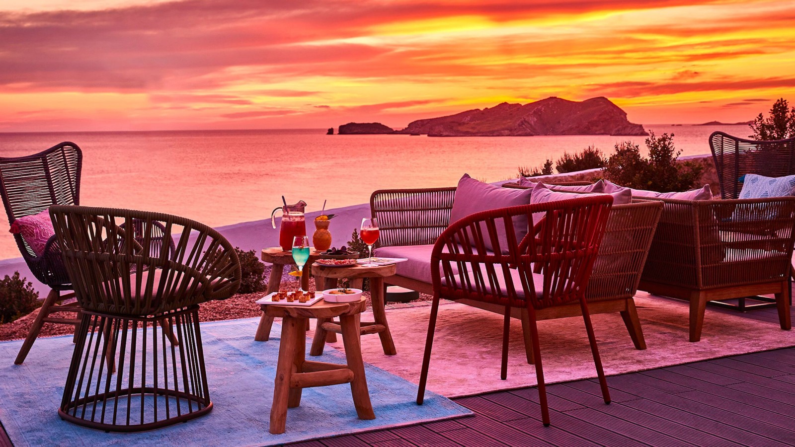 Resultado de imagen de 7 pines ibiza cone sunset