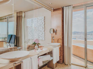 Cloud 9 Corner Suite Bathroom Aguas de Ibiza