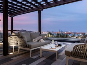 Alis Rooftop Bar Santa Catalina