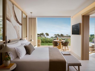 One Bedroom Suite Private Garden Garden View