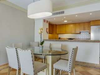 Pine Cliffs Suites - 3 Bedroom - Dining Area